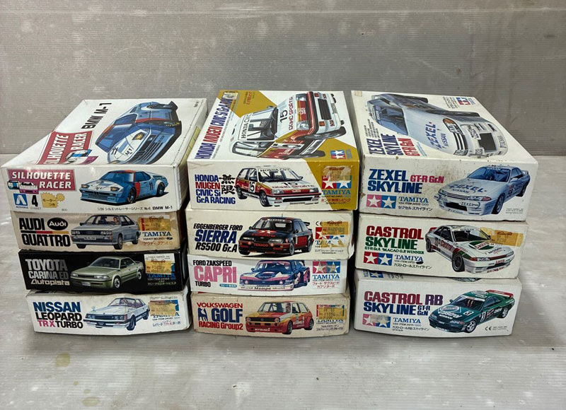 プラモデル買取の背景画像